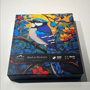 Blue and Yellow Puzzle Game with Artistic Flair